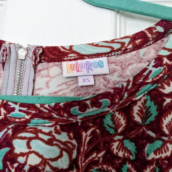 LuLaRoe Amelia - Picture 2 of 2
